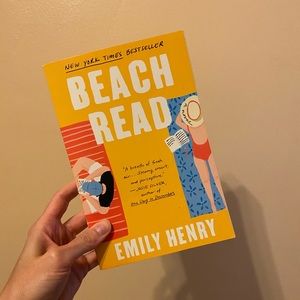 Beach Read by Emily Henry